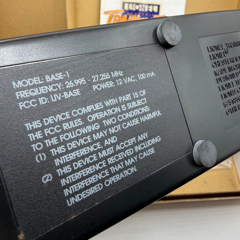 Lionel TrainMaster Command Set TMCC CAB-1 Remote and Base-1 Black O Gauge - Picture 6 of 9
